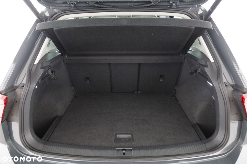 Volkswagen Tiguan - 21