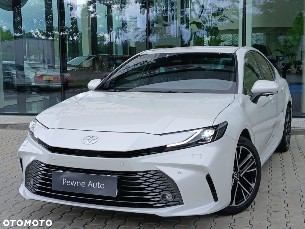Toyota Camry - 8