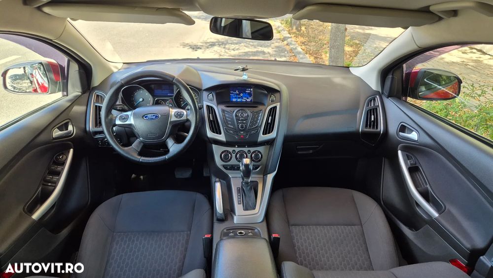 Ford Focus 2.0 TDCi DPF Powershift Titanium - 4