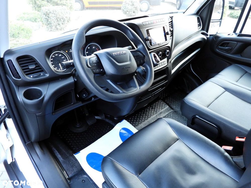 Iveco DAILY 35S14 FURGON CHŁODNIA  0*C ZASILANIE 230V NAWIGACJA AUTOMAT  KLIMATYZACJA  140KM - 32