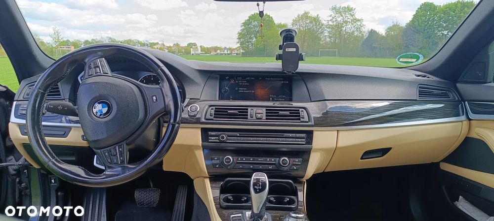 BMW Seria 5 530d xDrive Luxury Line - 10