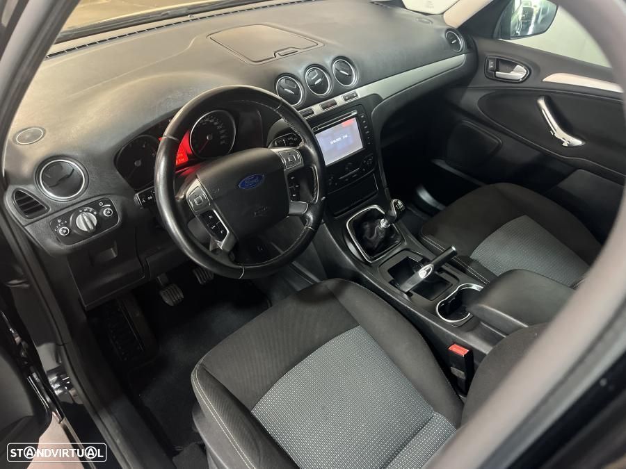 Ford Galaxy 1.6 TDCi Titanium - 10