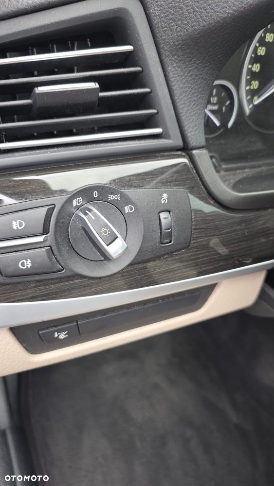 BMW Seria 5 525d - 16