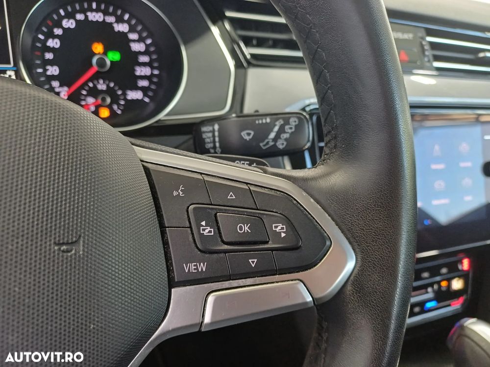 Volkswagen Passat 2.0 TDI DSG Comfortline - 12