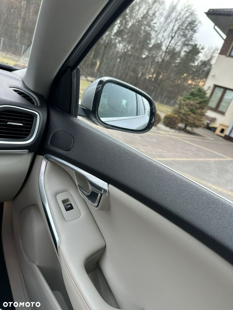 Volvo V40 - 31