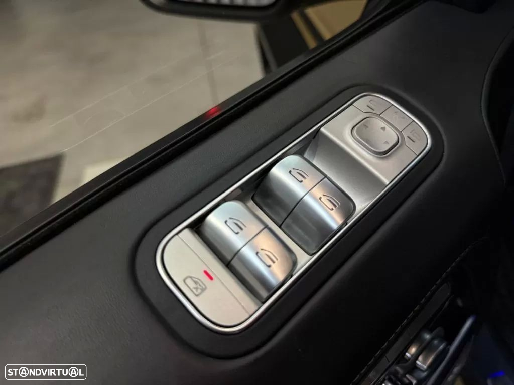Mercedes-Benz G 63 AMG Speedshift 9G-TRONIC Exclusive - 16