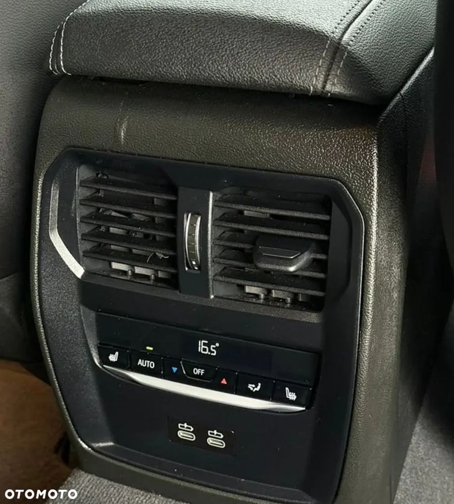 BMW Seria 3 - 24