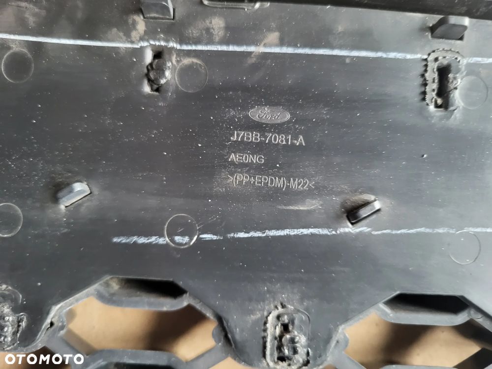 Grill Atrapa FORD KA +LIFT  J7BB-7081-D - 4