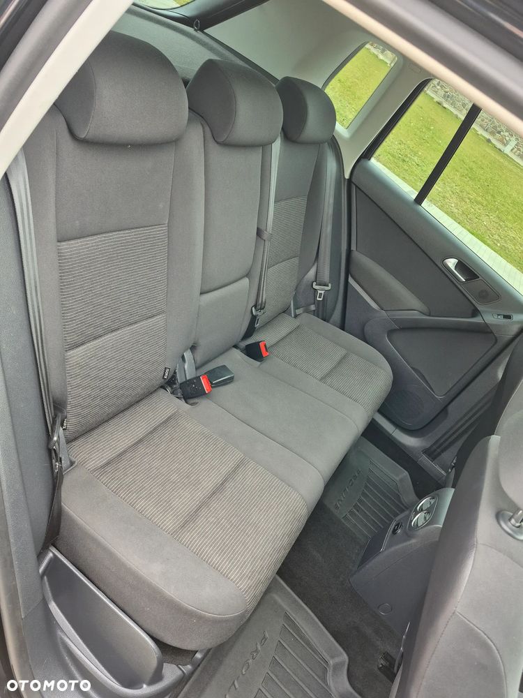 Volkswagen Tiguan 2.0 TDI Perfectline - 28
