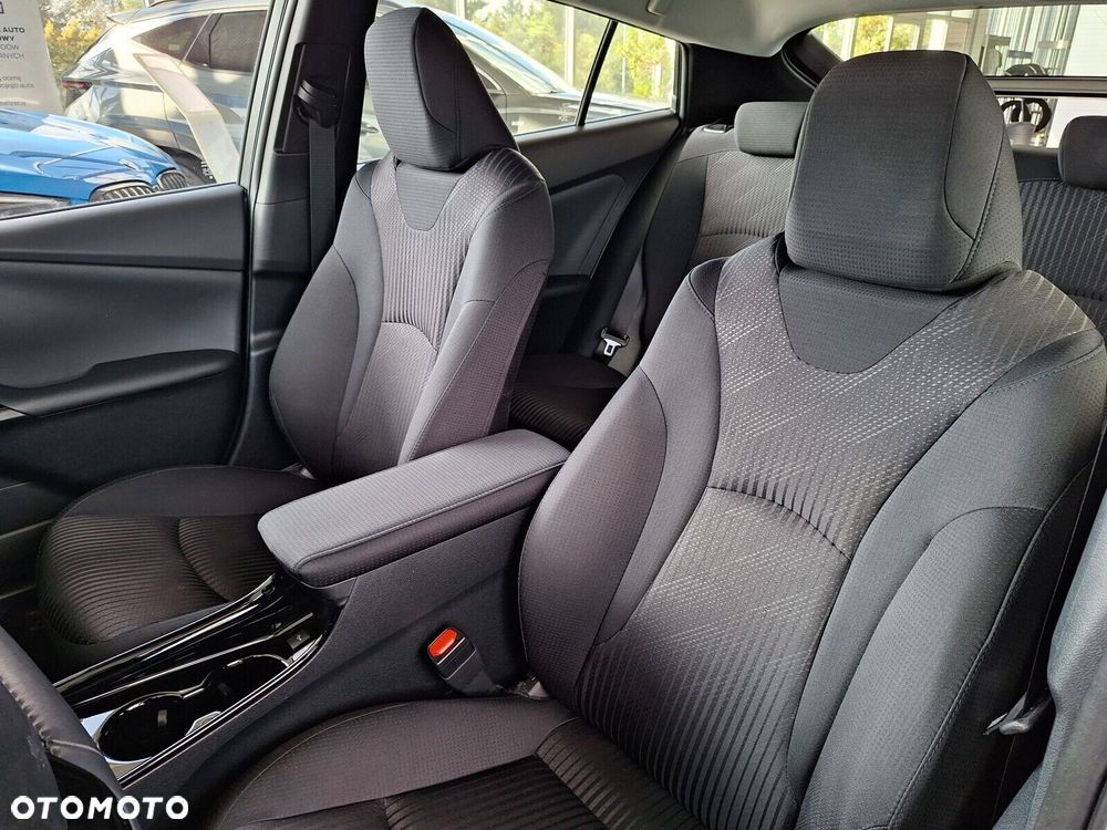 Toyota Prius 1.8 Hybrid Comfort - 16