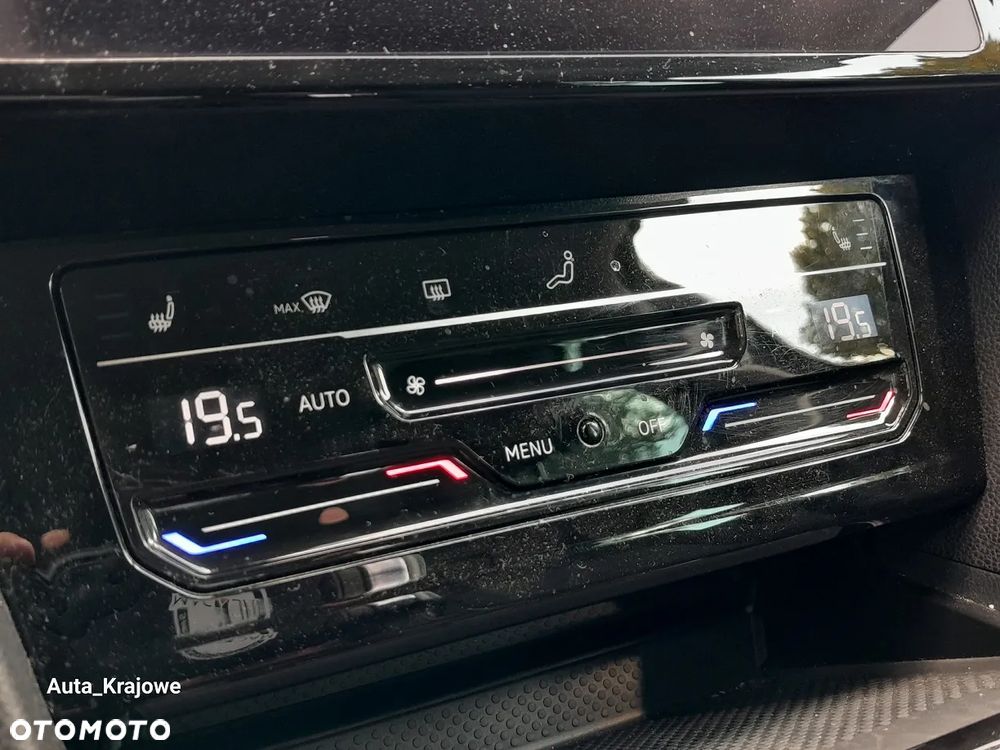 Volkswagen Passat 2.0 TSI Business DSG - 25