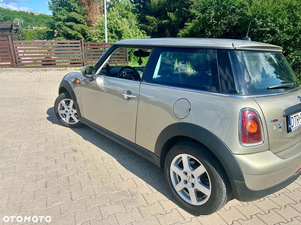 MINI ONE Standard - 4