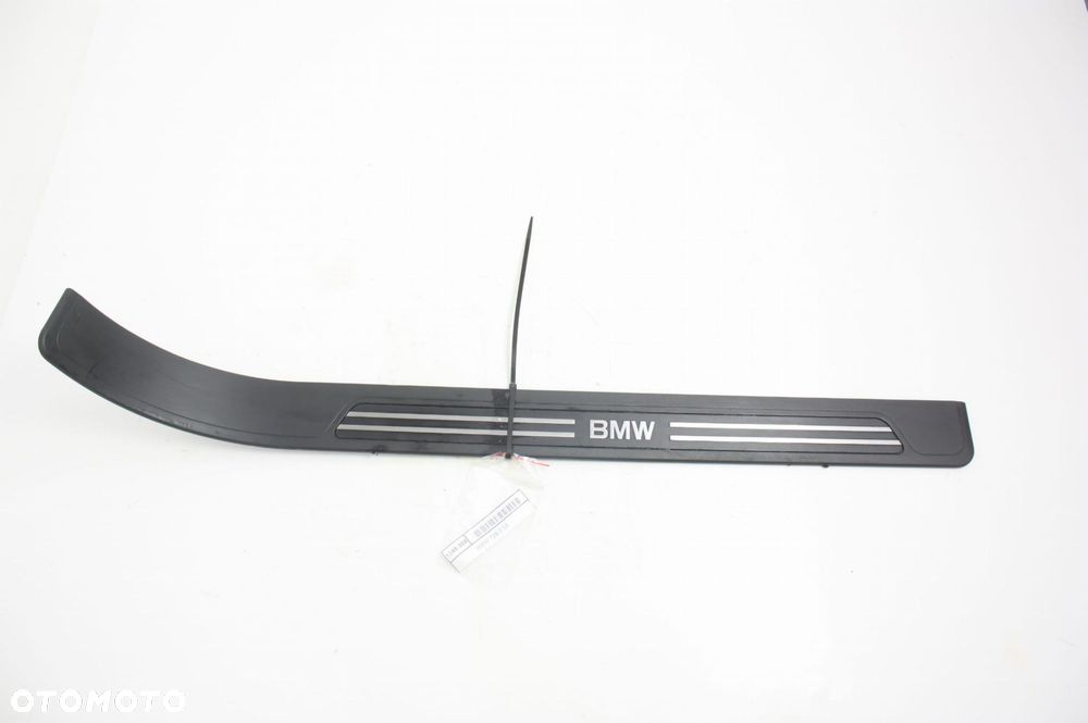 LISTWA PRAWY PRZÓD BMW 728 E38 - 1