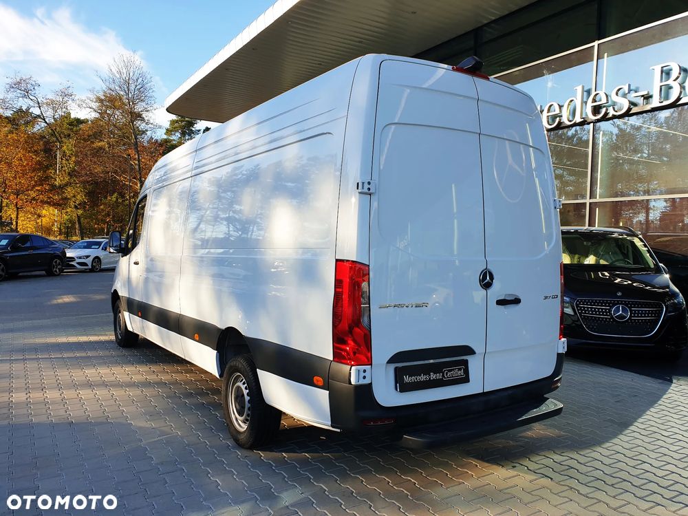 Mercedes-Benz SPRINTER - 8