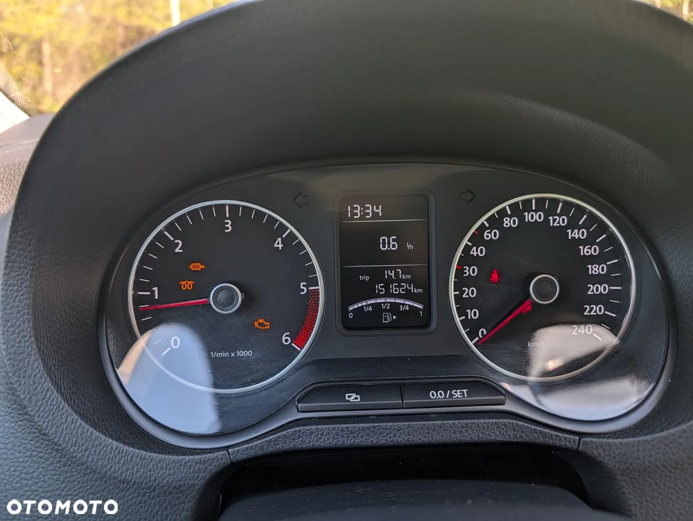 Volkswagen Polo 1.6 TDI DPF Highline - 17