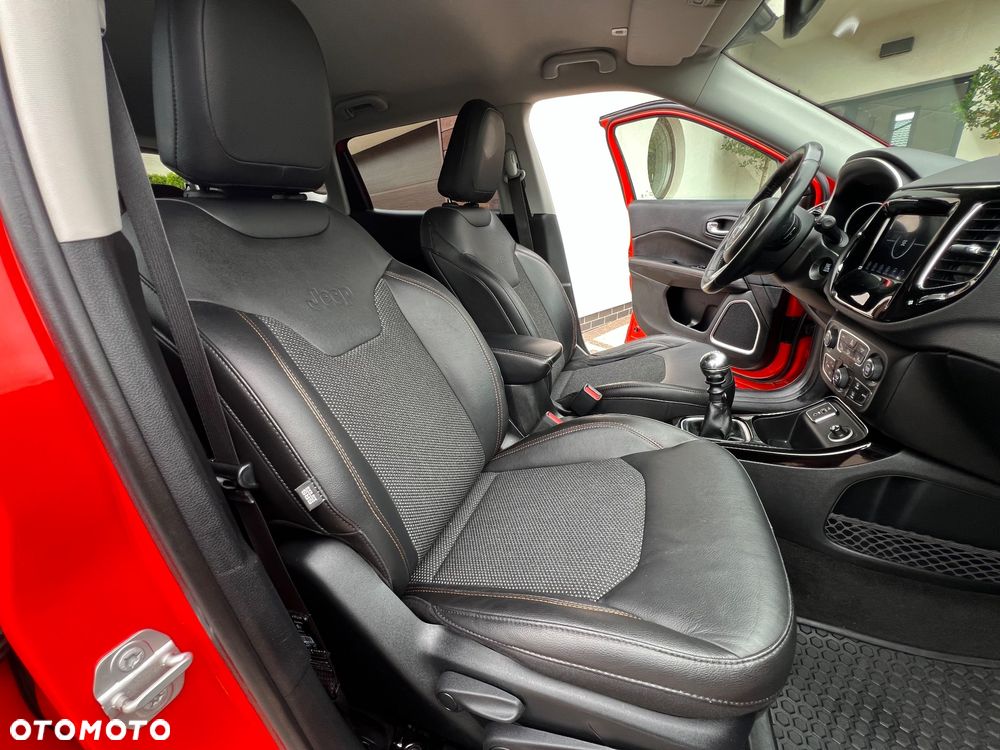Jeep Compass 1.4 TMair Limited FWD S&S - 34