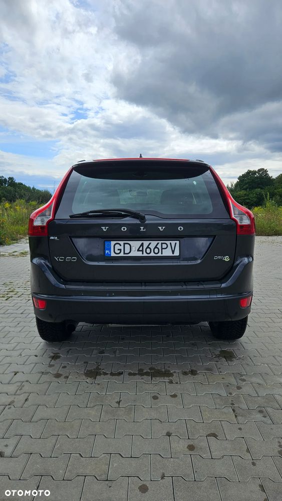 Volvo XC 60 DRIVe Momentum - 4