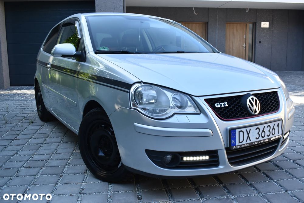 Volkswagen Polo 1.4 16V Sportline - 1