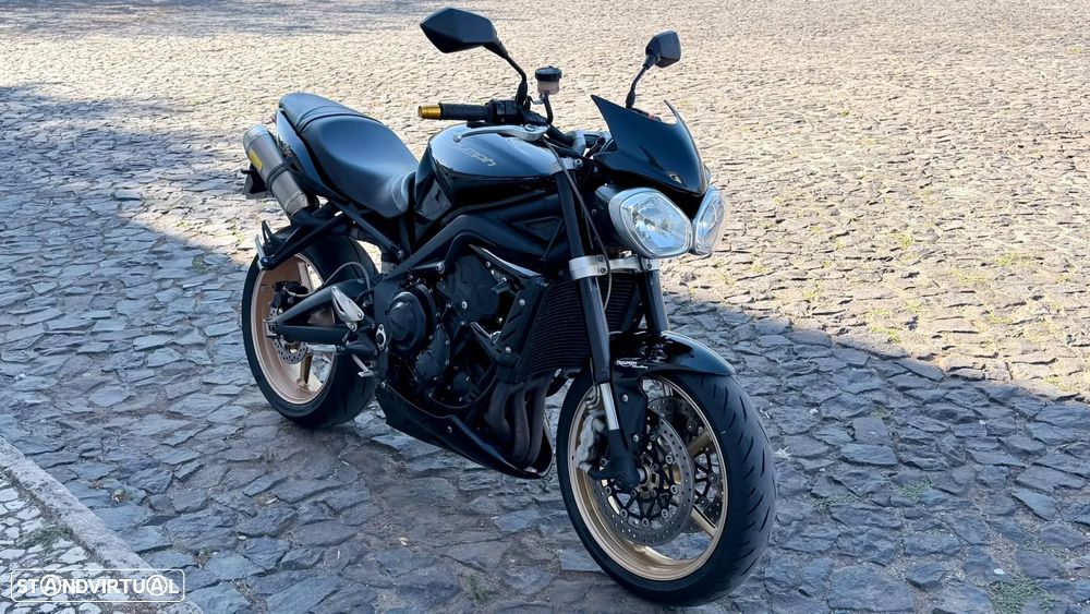 Triumph Street Triple - 3