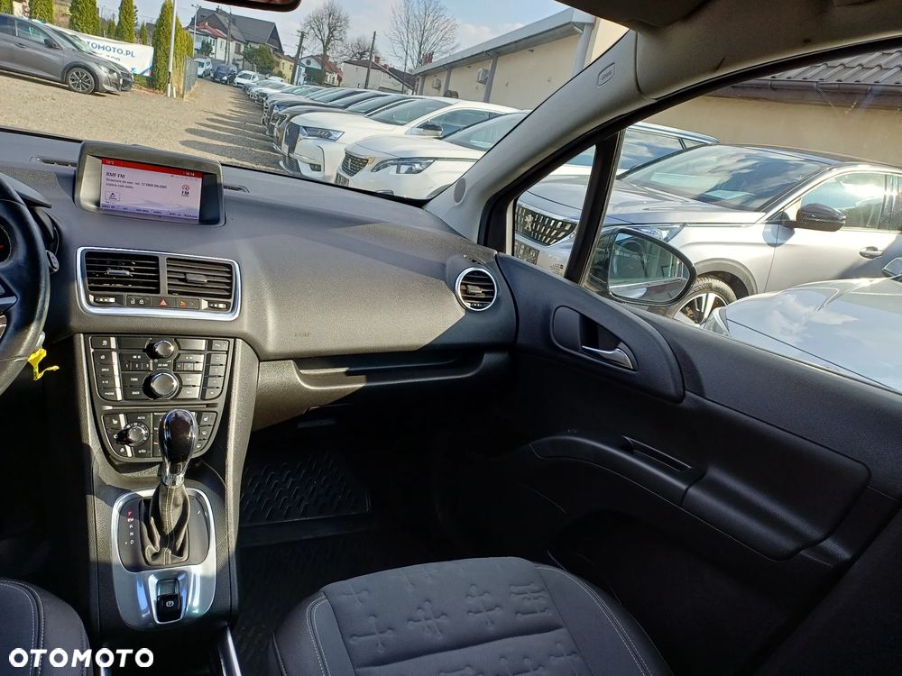 Opel Meriva 1.4 Automatik Innovation - 24