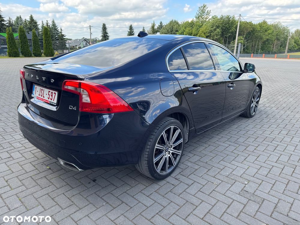 Volvo S60 D4 Geartronic Summum - 8