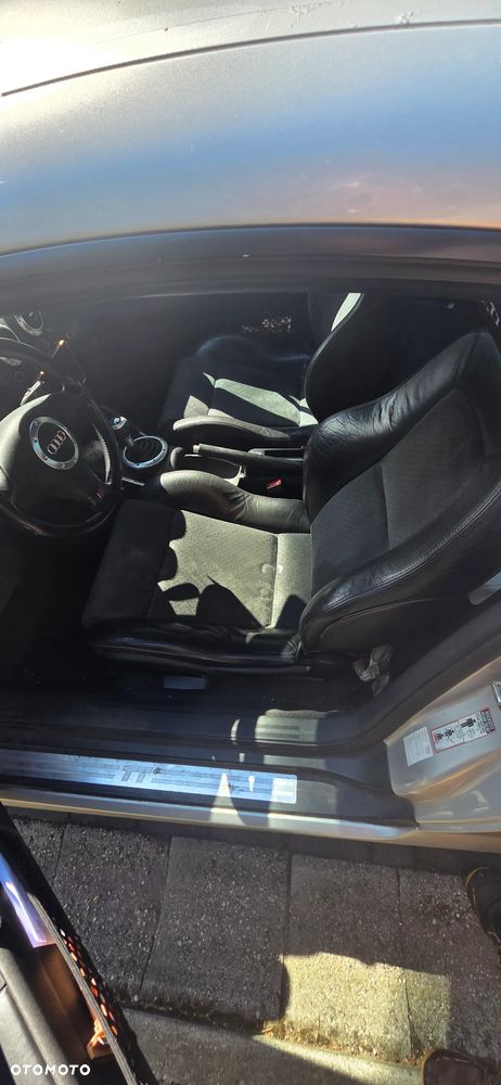 Audi TT Coupé 1.8T - 10