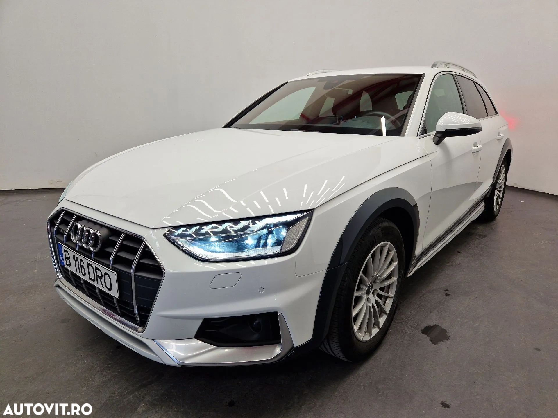 Audi A4 Allroad - 1