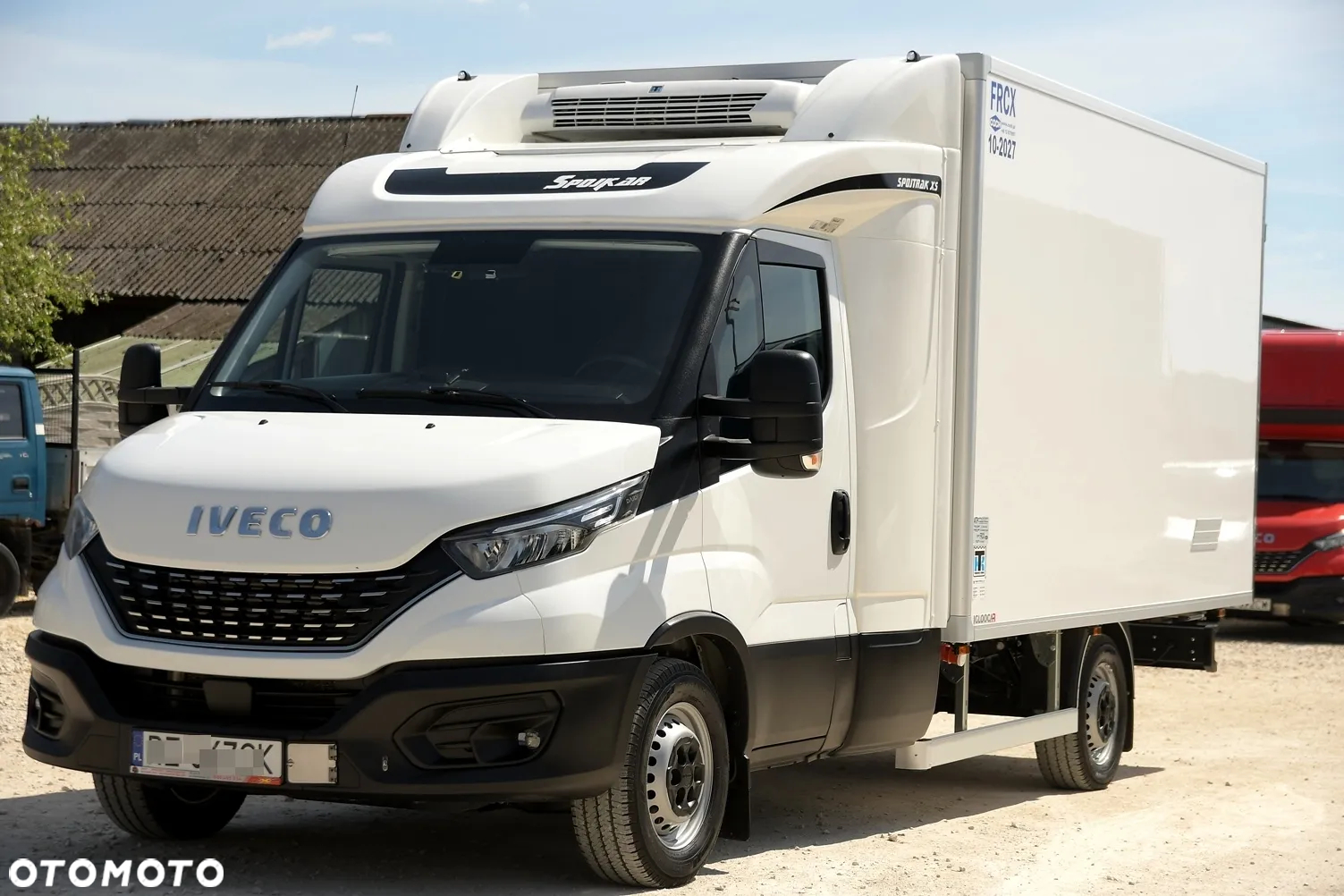 Iveco DAILY 35-180 HiMATIC Mroźnia +25/-25 * 7 PALET * THERMO KING V300 MAX * Salon PL - 2