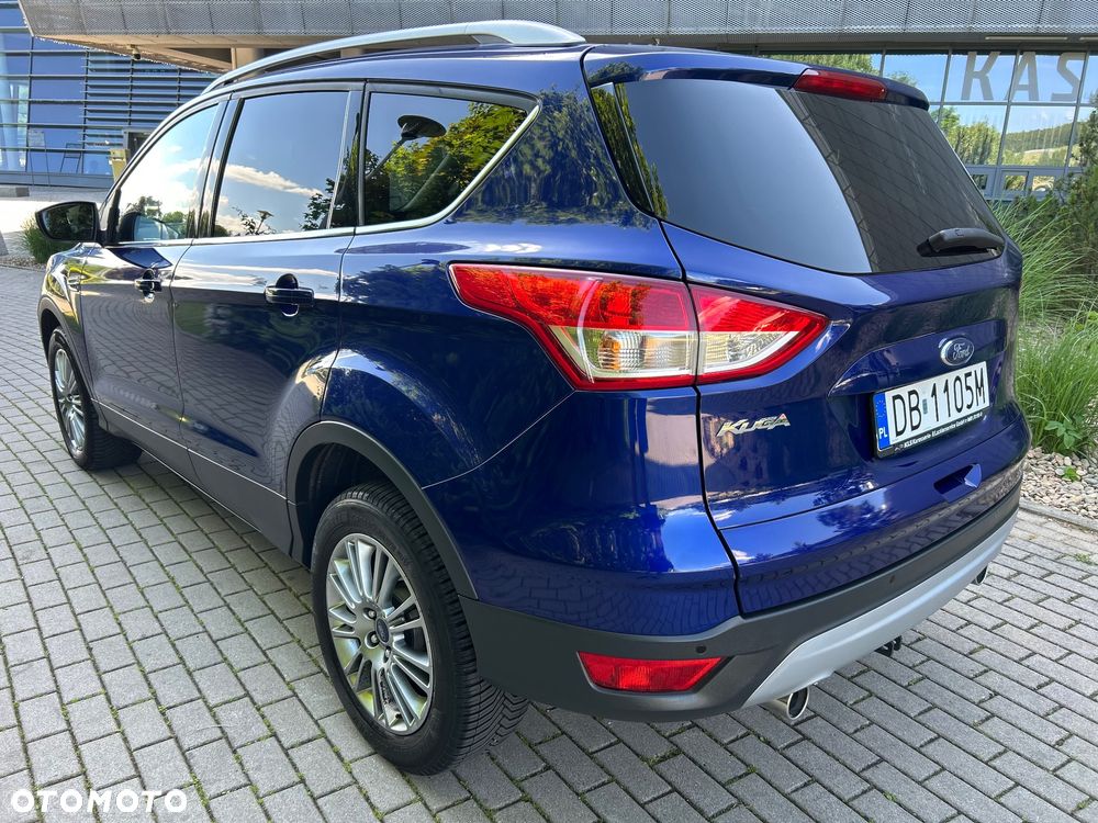 Ford Kuga 2.0 TDCi 2x4 Titanium - 10