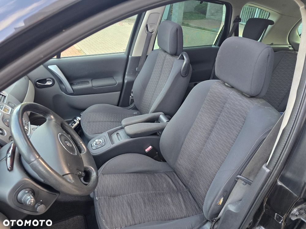 Renault Scenic - 8