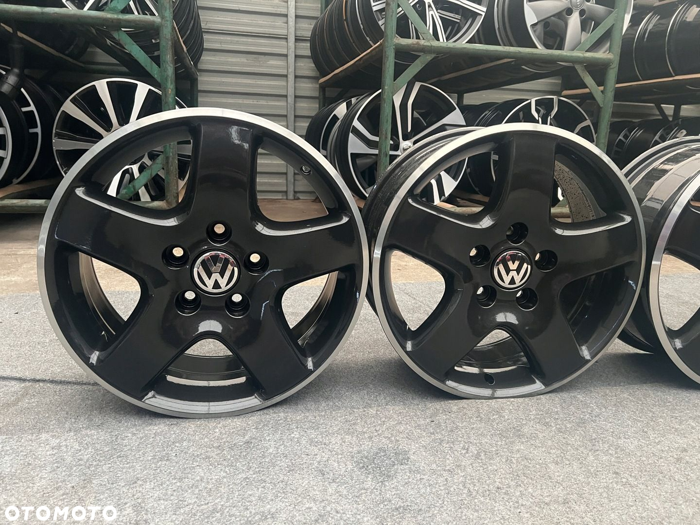 FELGI ALU VW VOLKSWAGEN 7H0 T5 T6 17 5X120 ET55 ORYGINALNE IDEALNE - 7