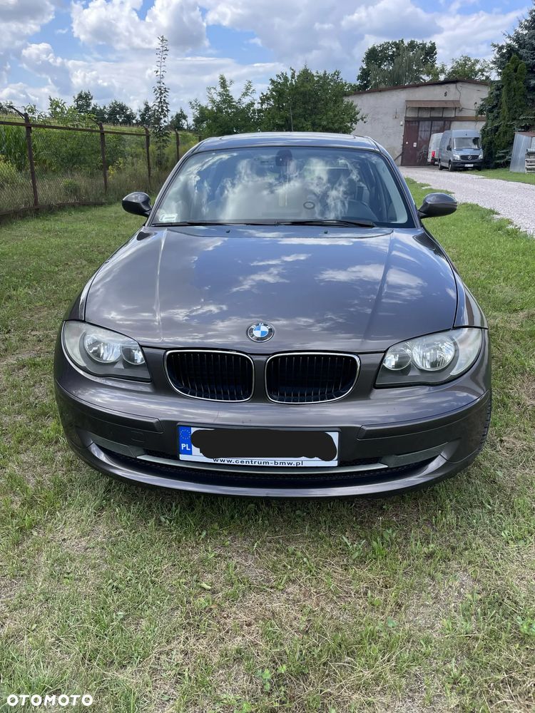 BMW Seria 1 120d DPF Edition Sport - 2