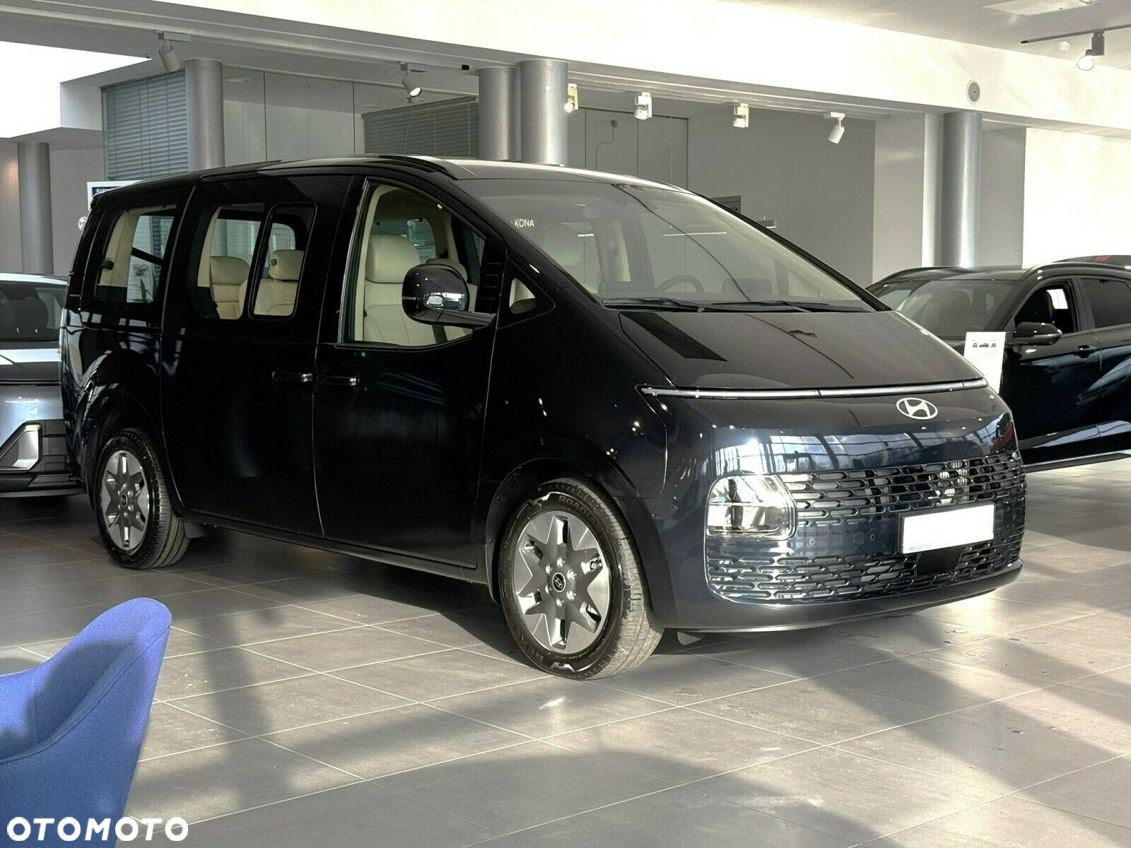 Hyundai Staria - 3