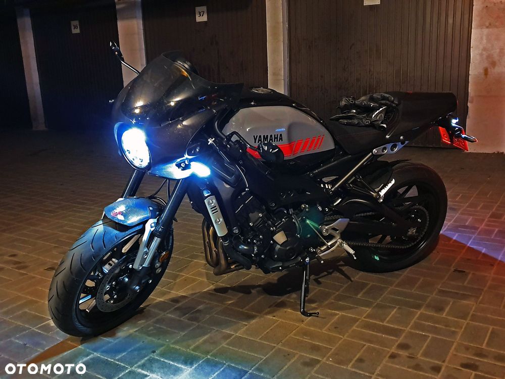 Yamaha XSR - 1