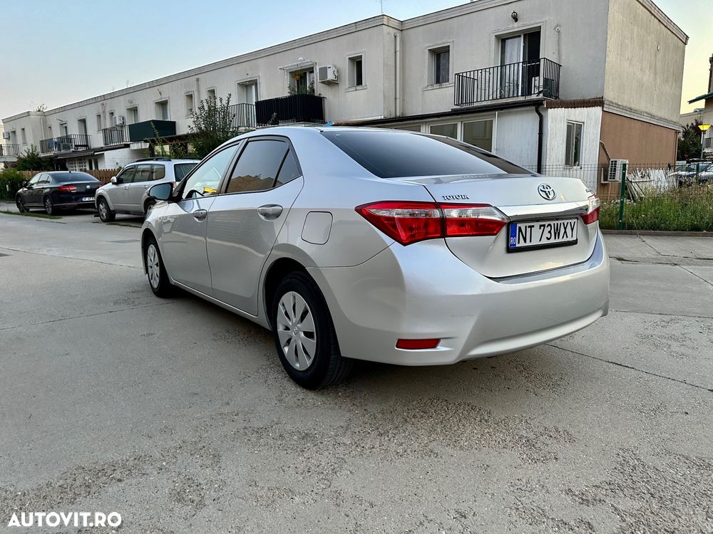 Toyota Corolla 1.4 D-4D Comfort - 4