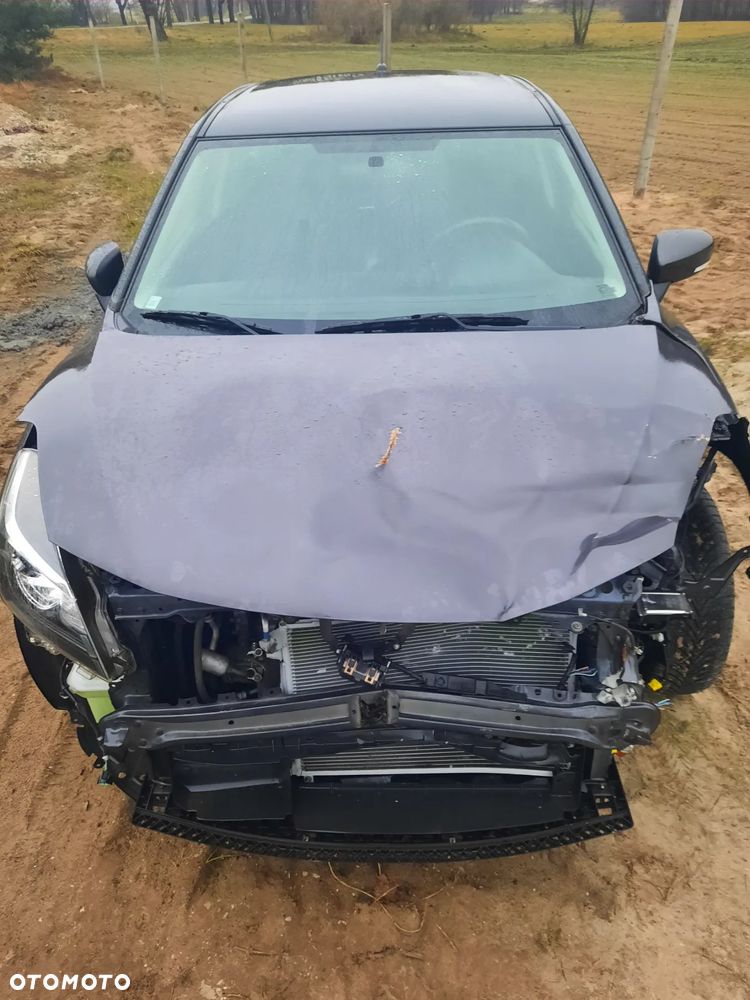 Suzuki Baleno 1.2 Dualjet Club - 12