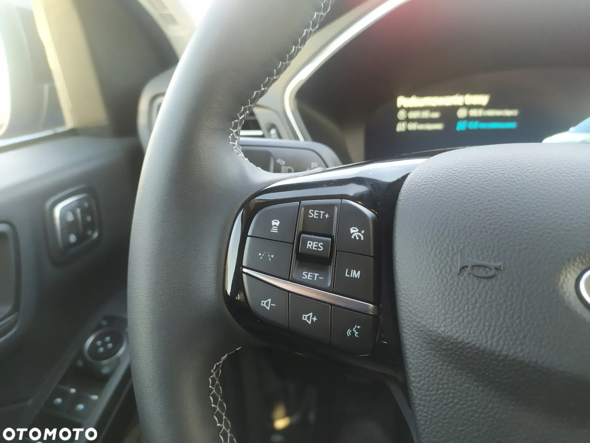 Ford Kuga 2.5 FHEV AWD Active X eCVT - 19