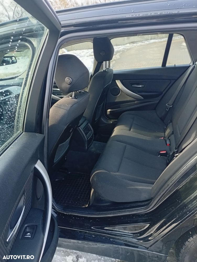 BMW Seria 3 320d Aut. - 8