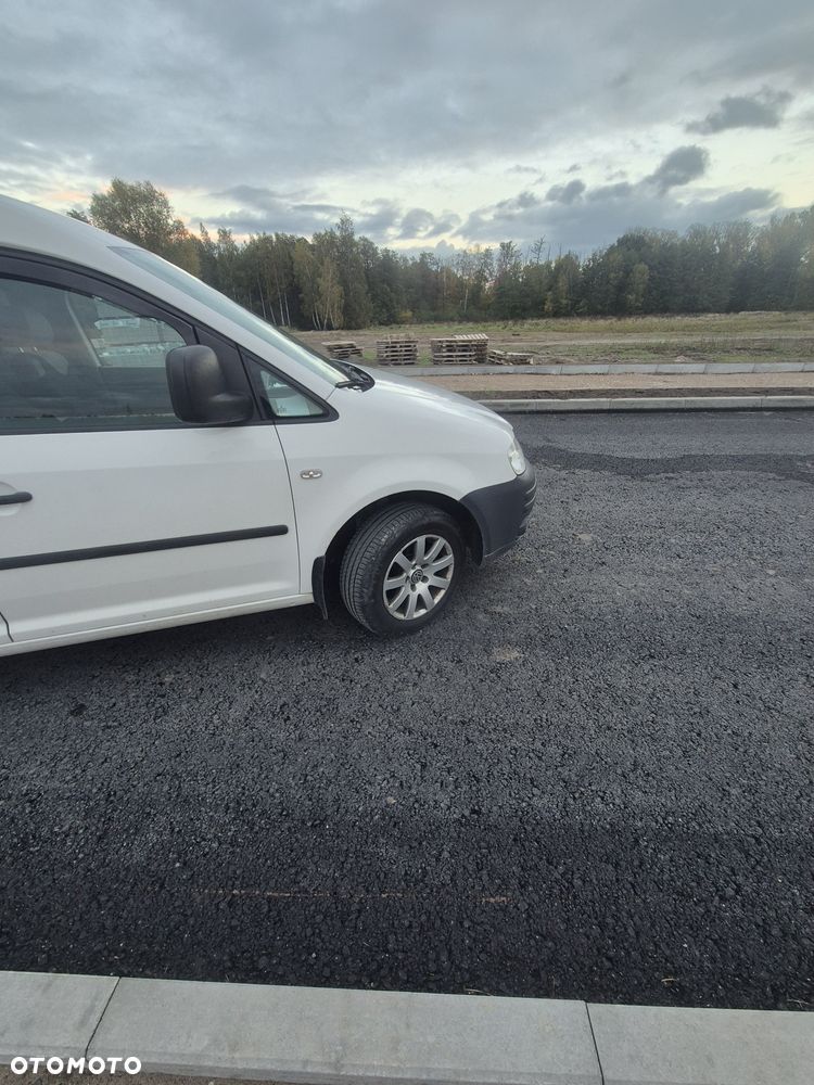 Volkswagen Caddy - 9