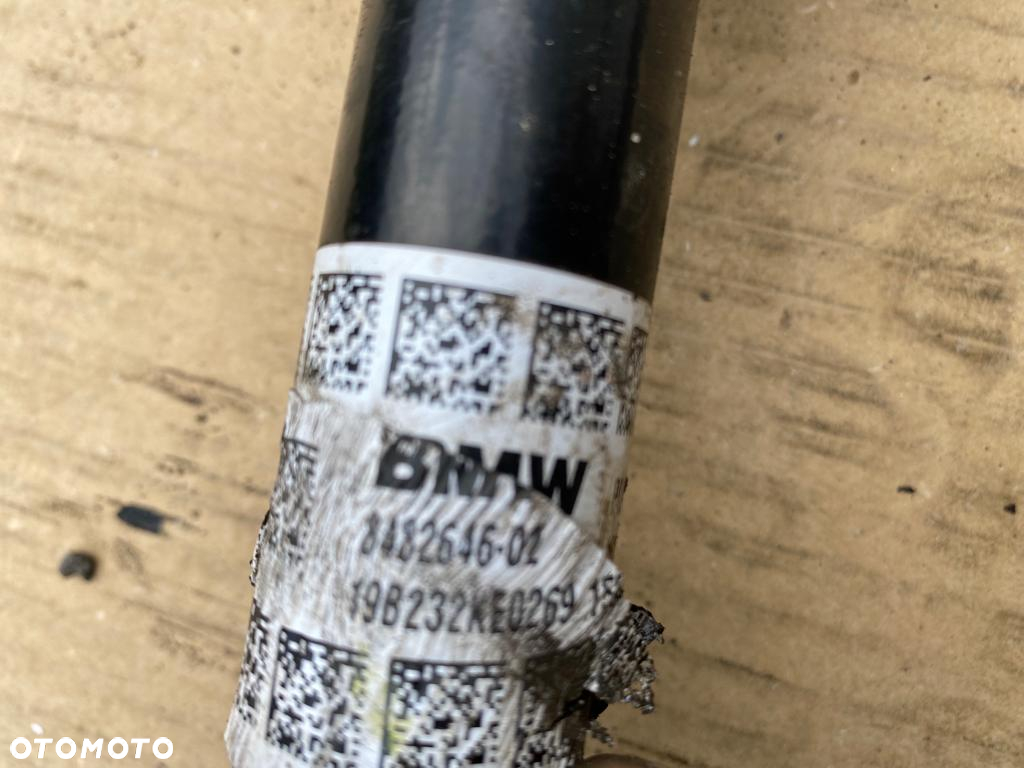 PÓŁOŚ PRAWY PRZÓD BMW 8482646 - 2