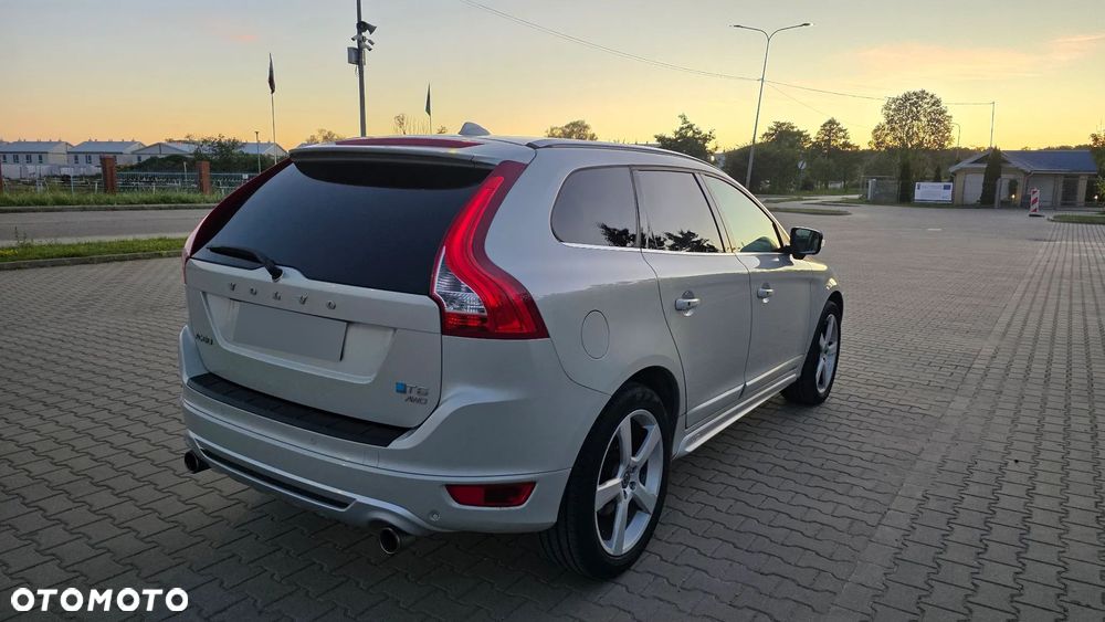 Volvo XC 60 T6 AWD R-Design Summum - 3