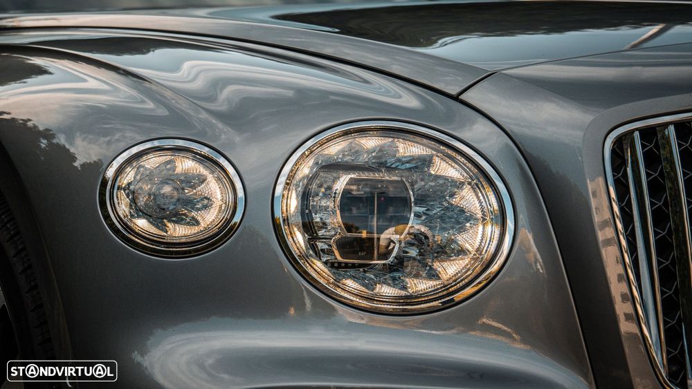 Bentley Flying Spur W12 - 8