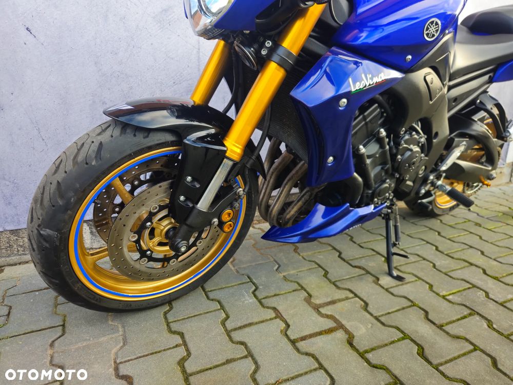 Yamaha FZ8 - 10