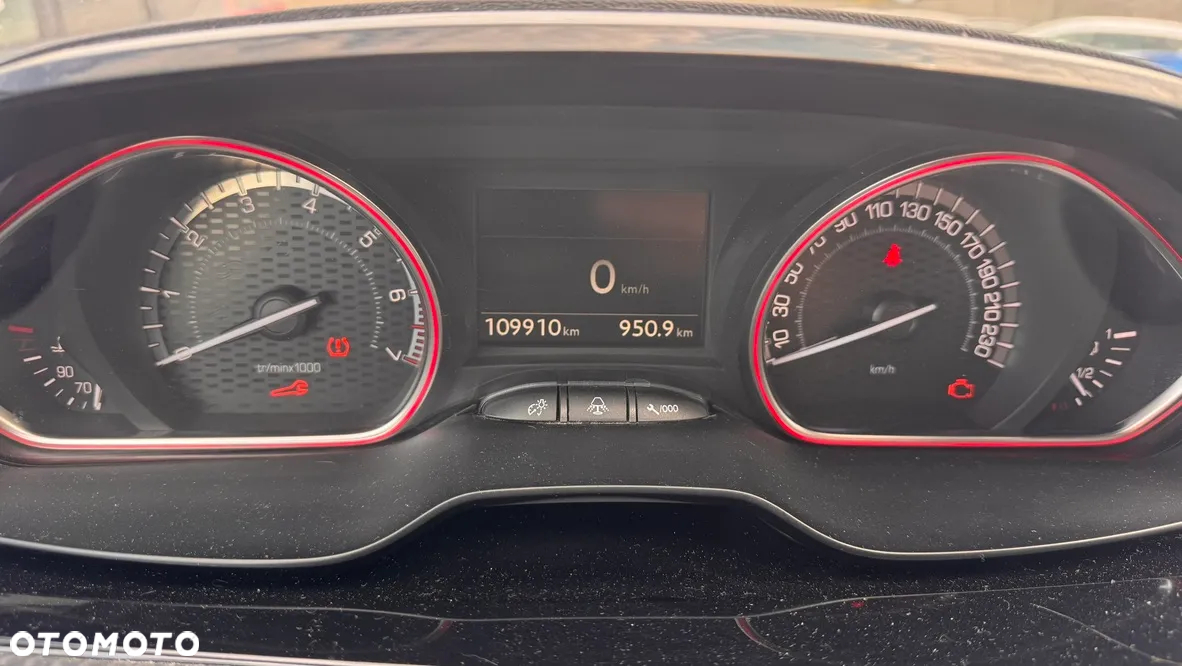 Peugeot 2008 PureTech 110 Stop&Start GT-Line Edition - 24