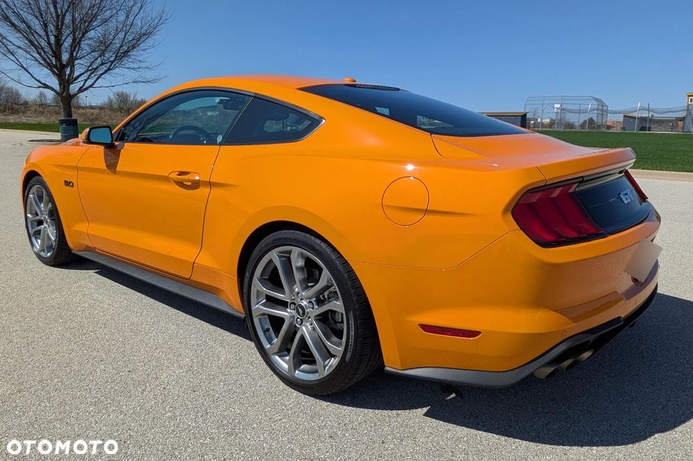 Ford Mustang 5.0 V8 GT - 14