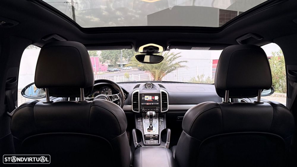 Porsche Cayenne - 13