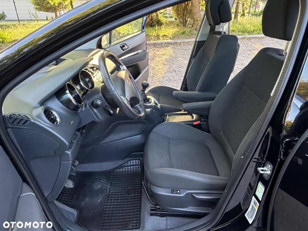 Peugeot 5008 HDI 150 Allure - 9