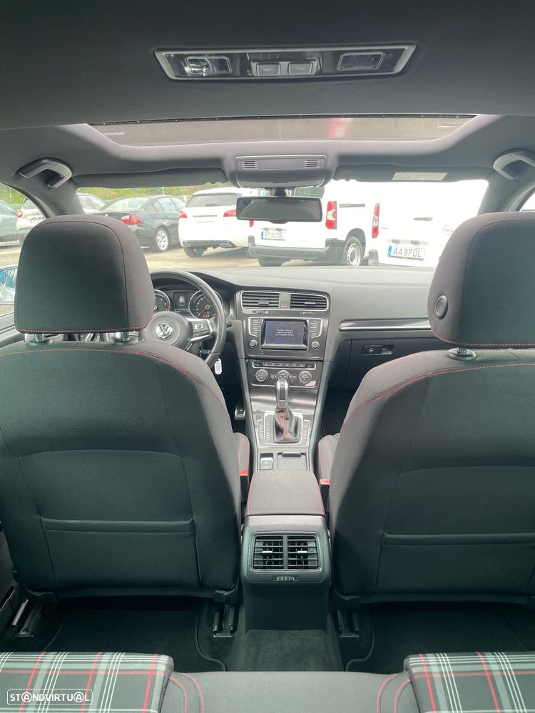 VW Golf 2.0 TSi GTi DSG Performance - 19