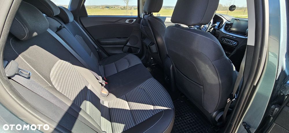 Kia Ceed 1.5 T-GDI M DCT - 14