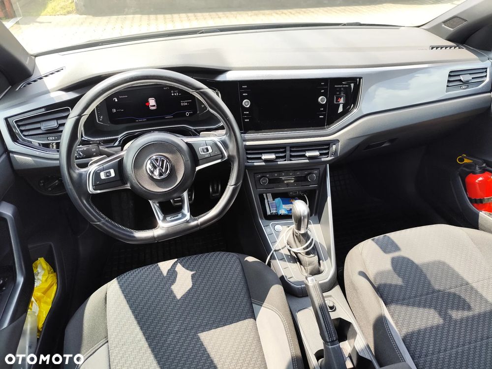 Volkswagen Polo 1.0 TSI R-Line DSG - 12